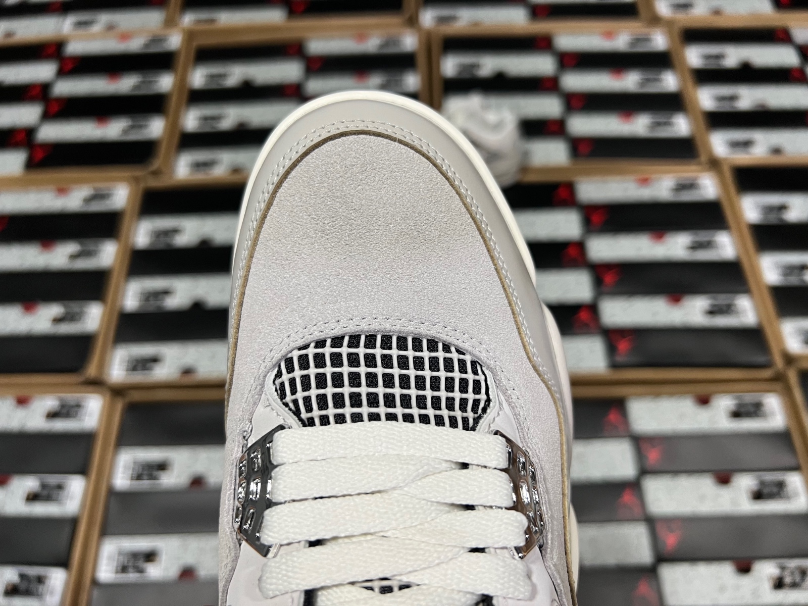 Jordan 4 Retro Frozen Moments
