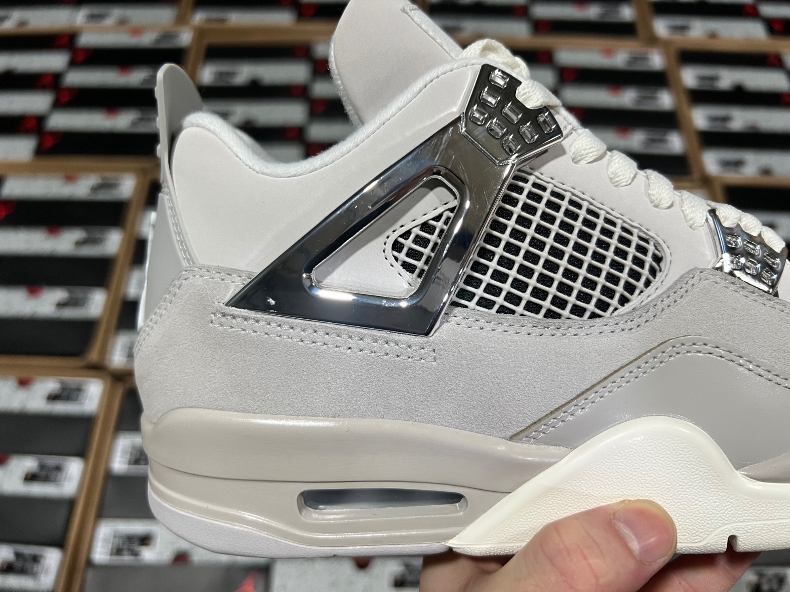 Jordan 4 Retro Frozen Moments