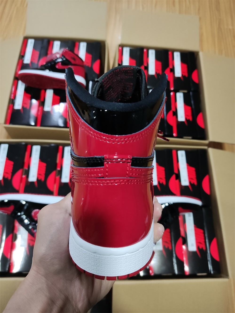 Air Jordan 1 High OG Bred Patent 555088-063