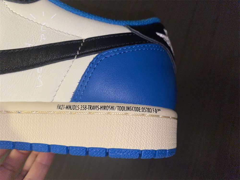Fragment Design x Travis Scott x Air Jordan 1 Retro Low DM7866-140