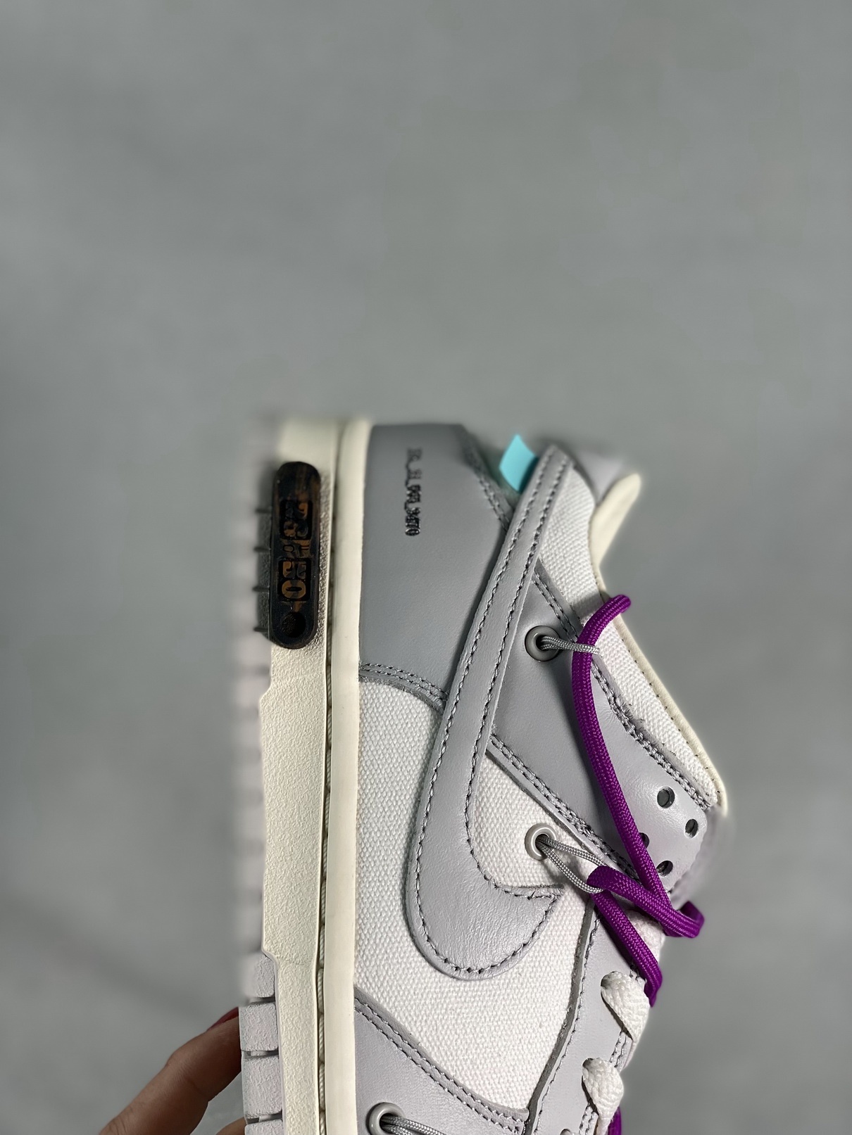 Nike Dunk Low Off-White Lot 28