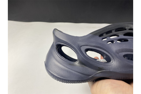 Adidas Yeezy Foam RNNR Mineral Blue GV7903