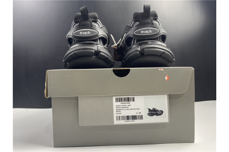 BLCG Track Sneaker 542436 W1GB1 2045