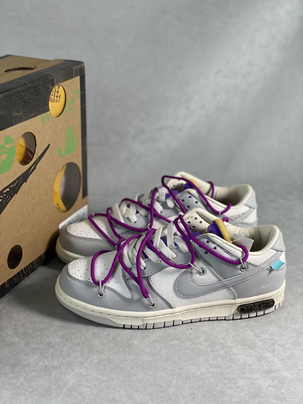 Nike Dunk Low Off-White Lot 28