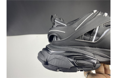 BLCG Track Sneaker 542436 W1GB1 2045