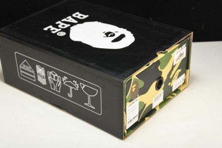 B*PE SNEAKER