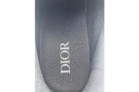 DR B22 SNEAKER
