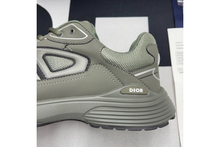 DR B30 Sneakers