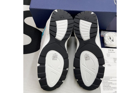 DR B30 Sneakers
