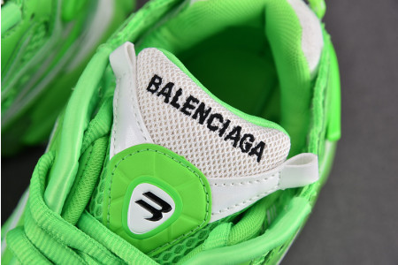 BLCG RUNNER SNEAKER 677403 W3RBM 3590