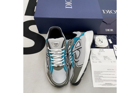 DR B30 Sneakers
