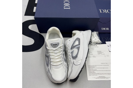 DR B30 Sneakers