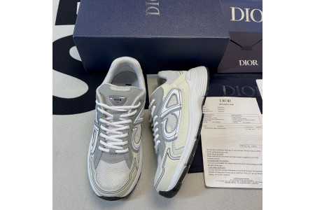 DR B30 Sneakers
