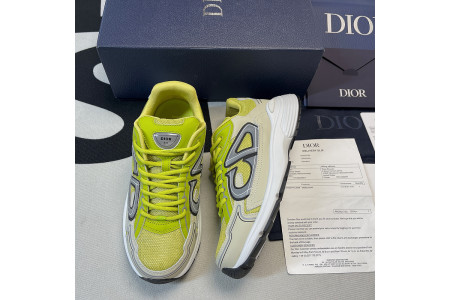 DR B30 Sneakers