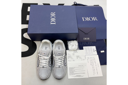 DR B30 Sneakers