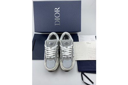 DR B30 Sneakers