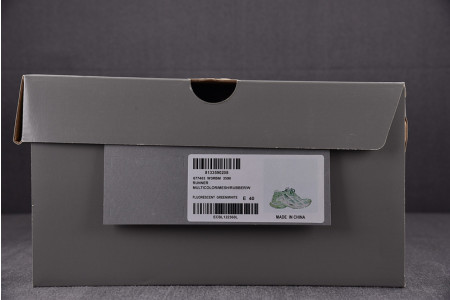 BLCG RUNNER SNEAKER 677403 W3RBM 3590