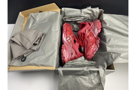 BLCG Track Sneaker 570391 W2GN3 2029