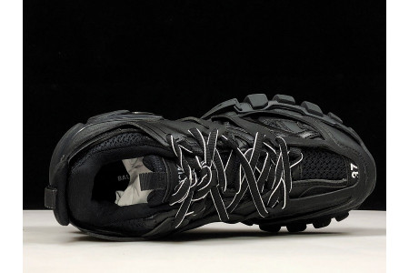 BLCG TRACK TRAINER ‘TRIPLE BLACK’ 542023 W1GB1 1000