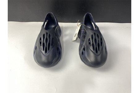 Adidas Yeezy Foam RNNR Mineral Blue GV7903