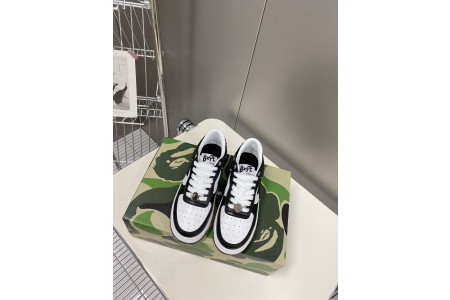 B*PE SNEAKER