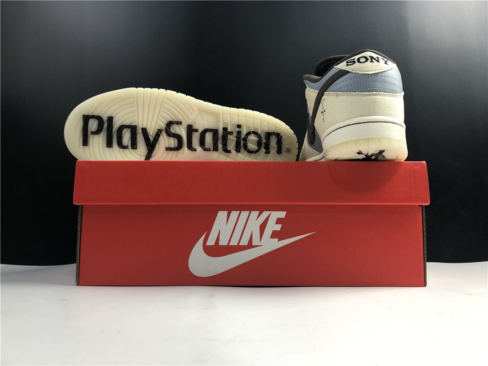 Nike Dunk Low Travis Scott X Playstation