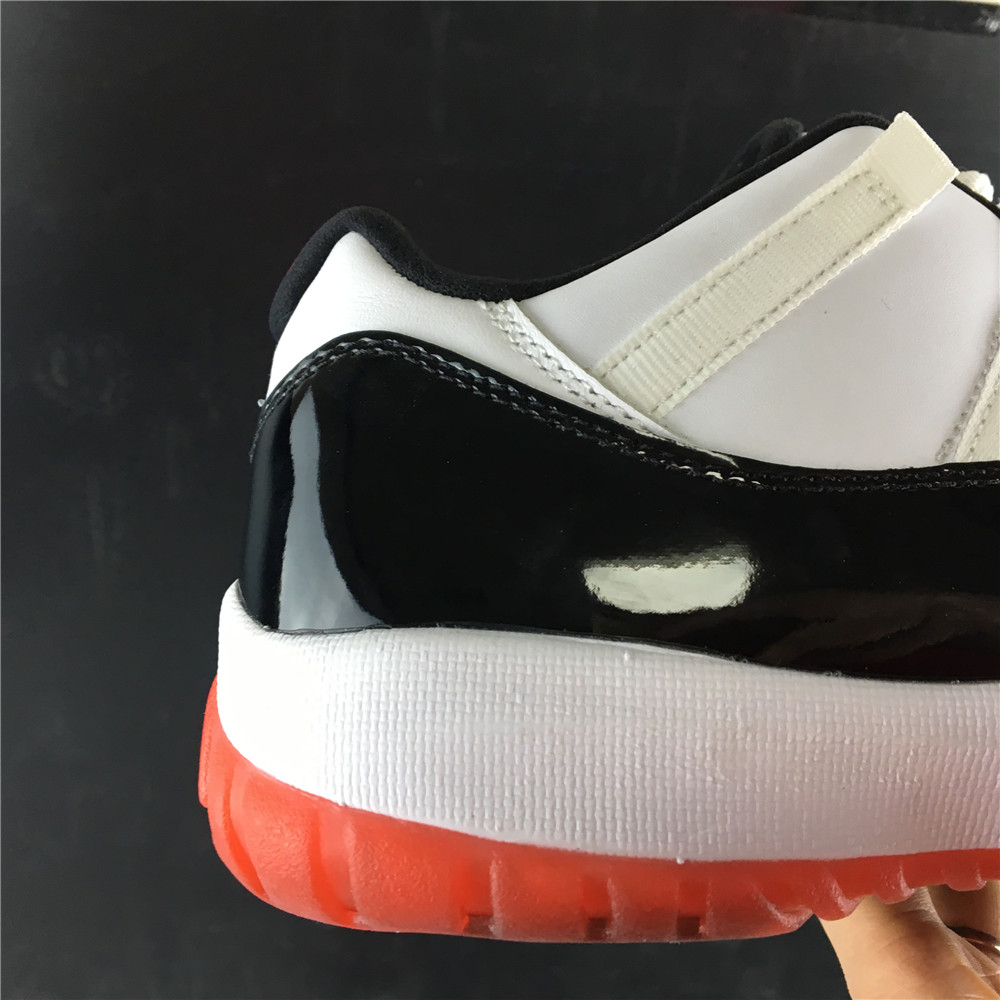 AIR JORDAN 11 RETRO LOW CONCORD BRED AV2187-160