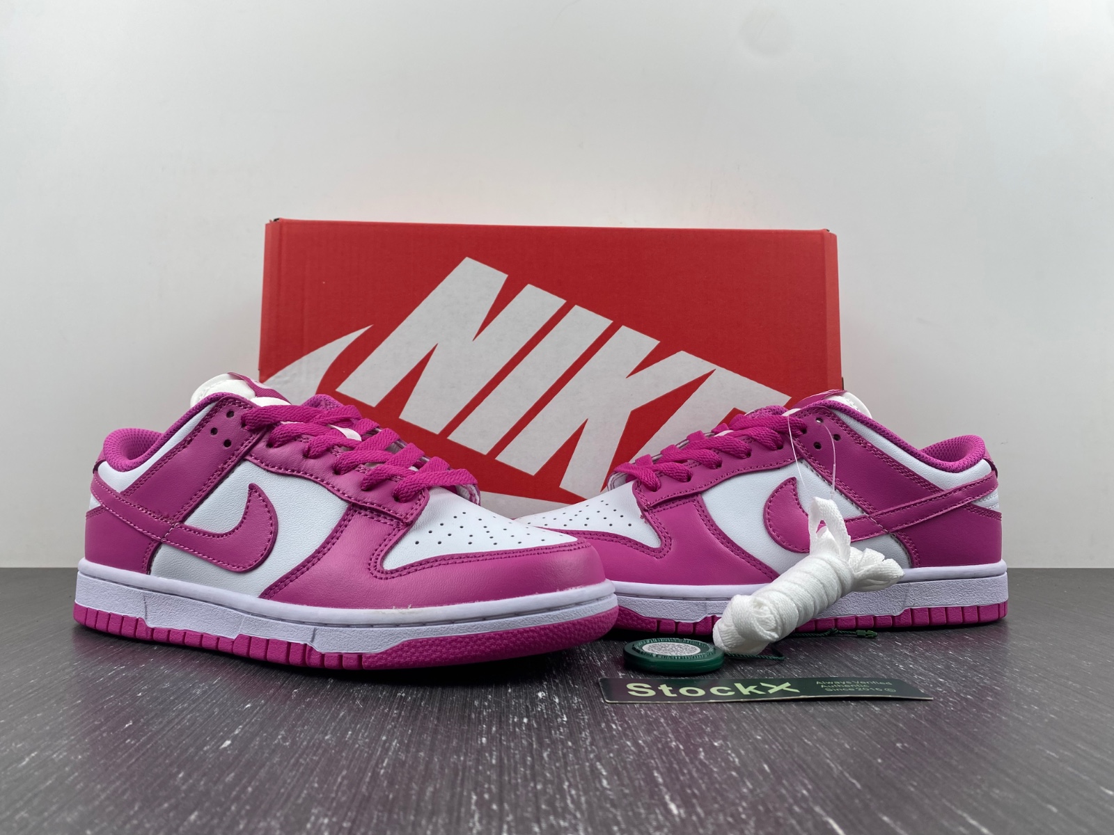 Nike Dunk Low Active Fuchsia