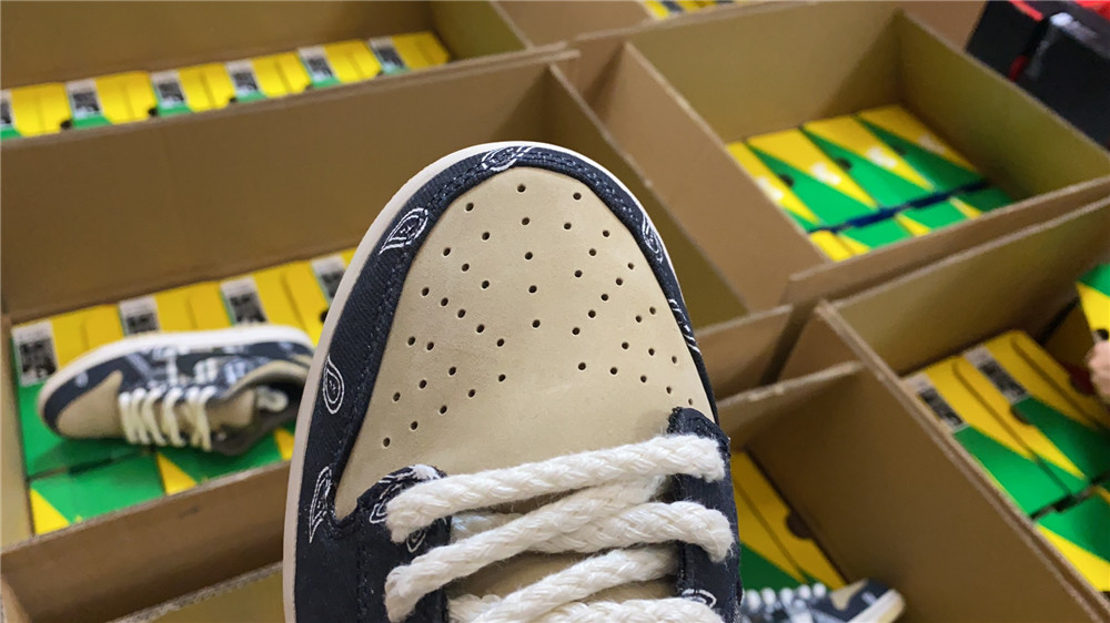 Nike SB Dunk Low Travis Scott (Regular Box)