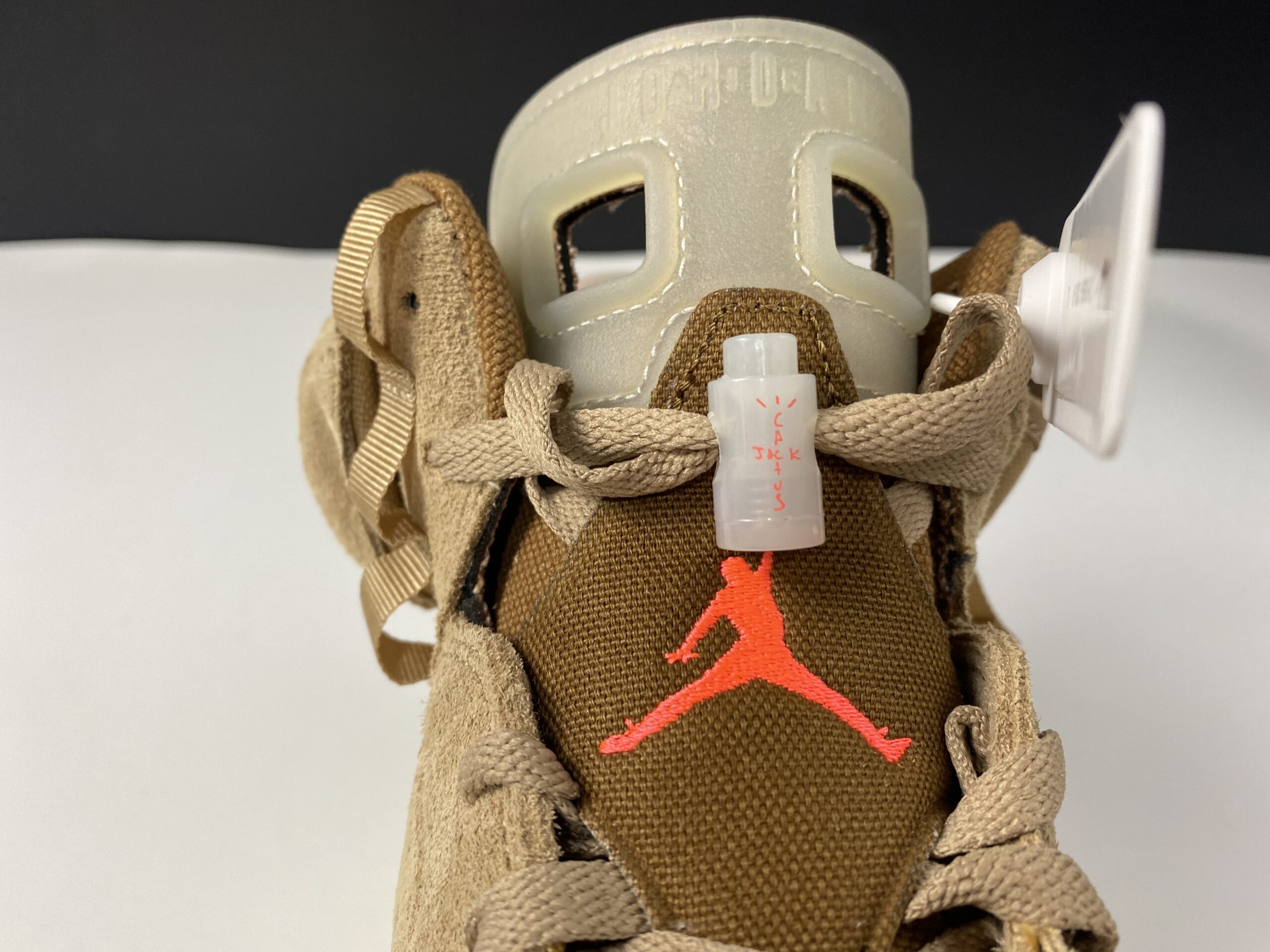 AIR JORDAN 6 RETRO TRAVIS SCOTT BRITISH KHAKI DH0690-200