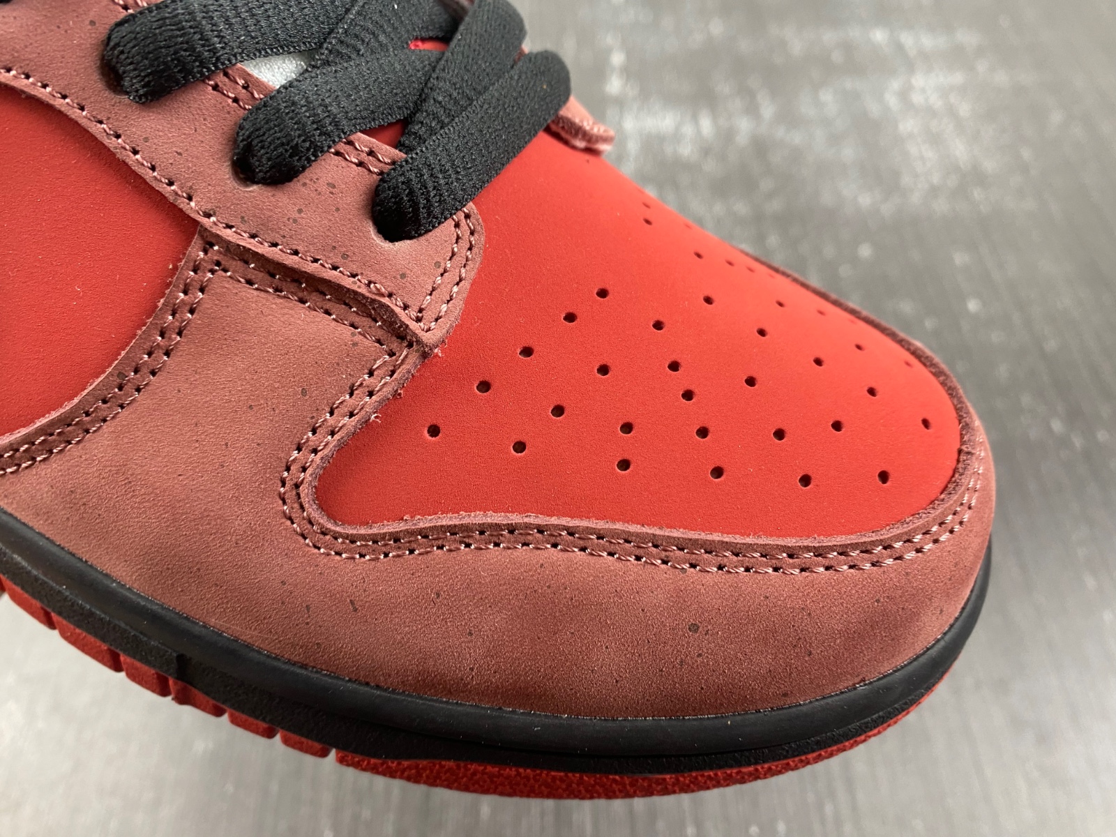 Nike Dunk SB Low Red Lobster