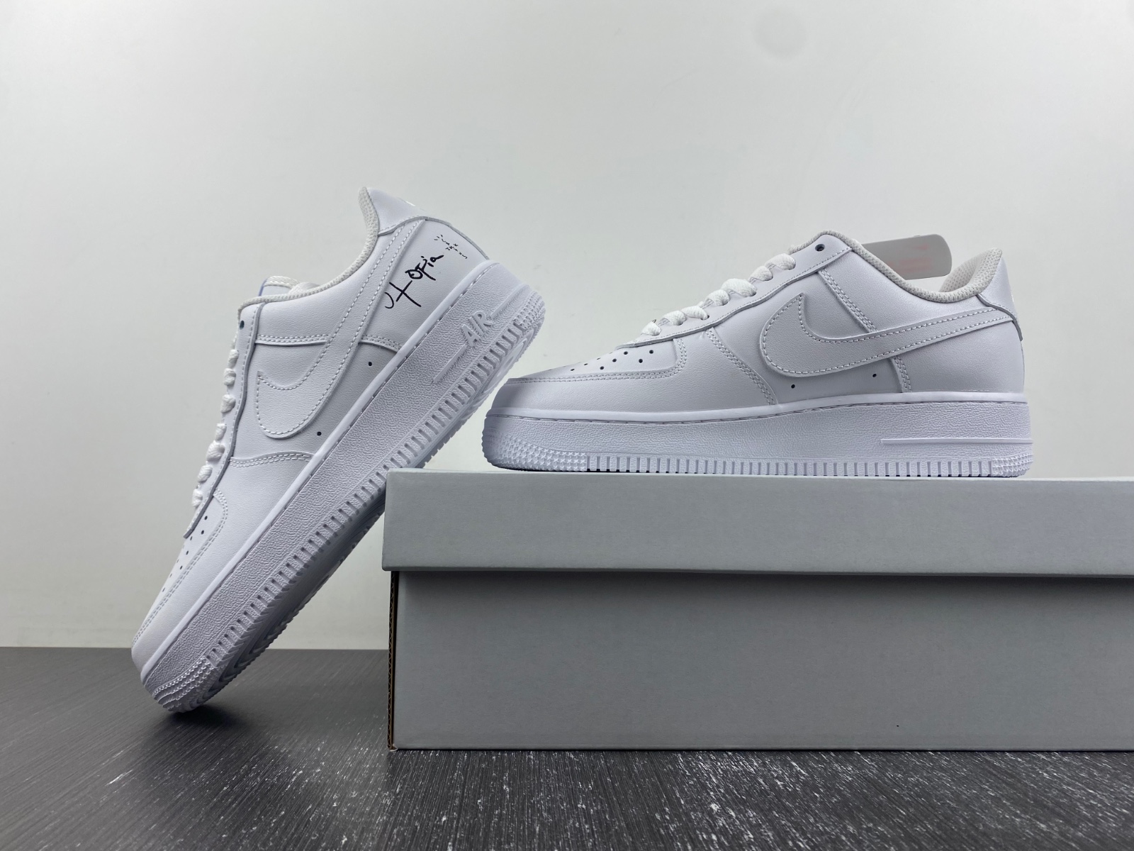 Nike Air Force 1 Low 07 White
