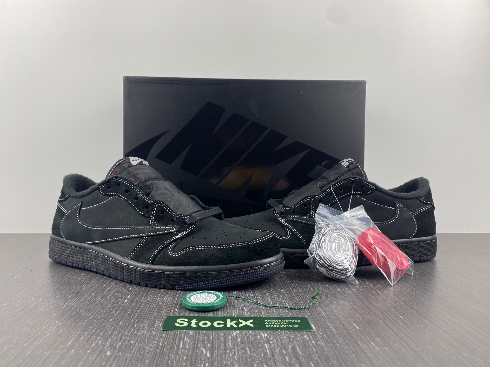 Jordan 1 Retro Low OG SP Travis Scott Black Phantom