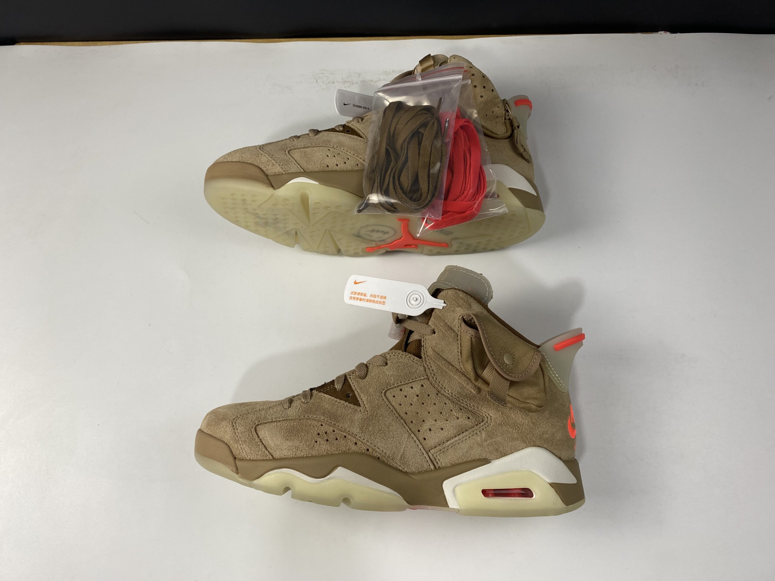 AIR JORDAN 6 RETRO TRAVIS SCOTT BRITISH KHAKI DH0690-200