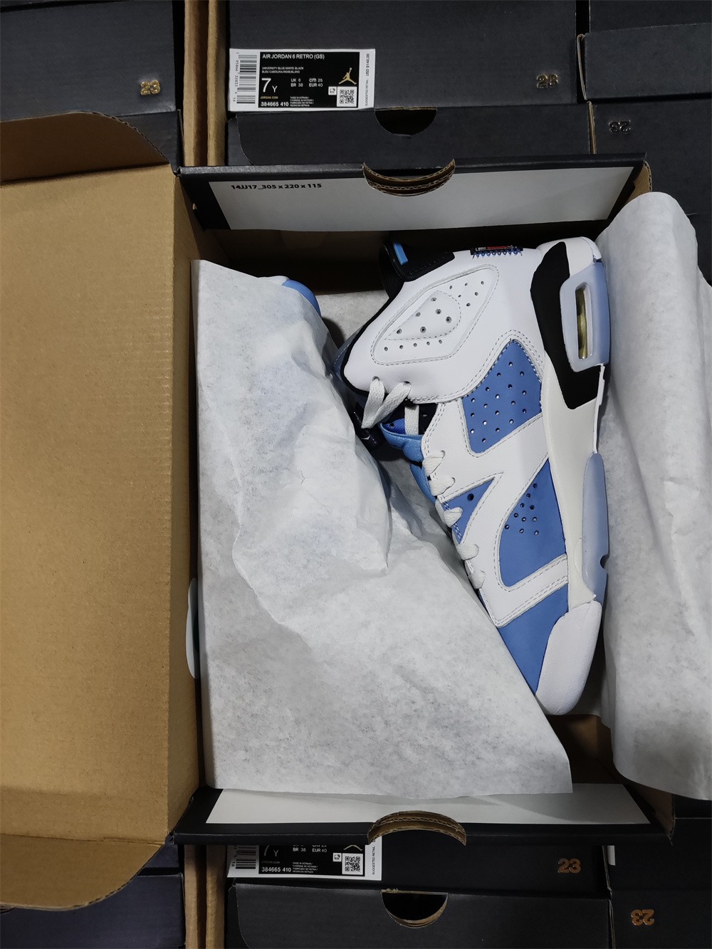 Jordan 6 Retro UNC White