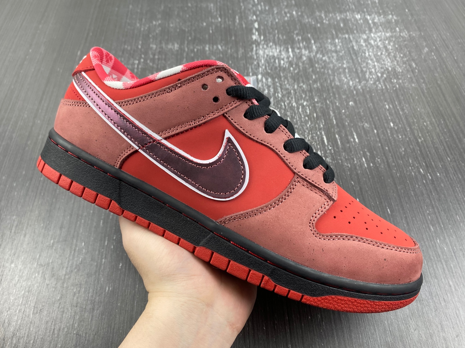 Nike Dunk SB Low Red Lobster