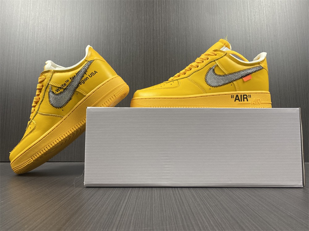Nike Air Force 1 Low OFF-WHITE University Gold Metallic Silver