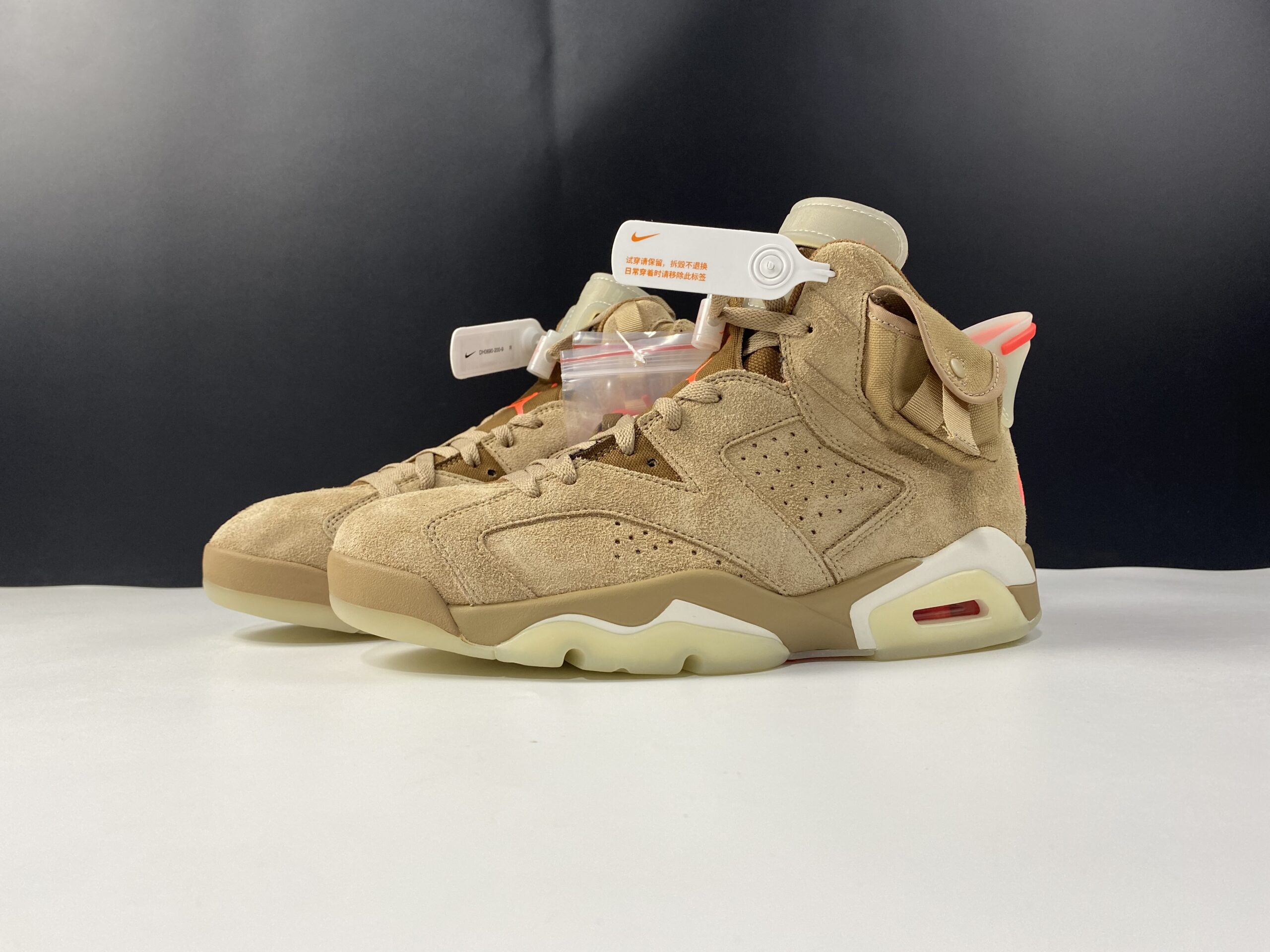 AIR JORDAN 6 RETRO TRAVIS SCOTT BRITISH KHAKI DH0690-200