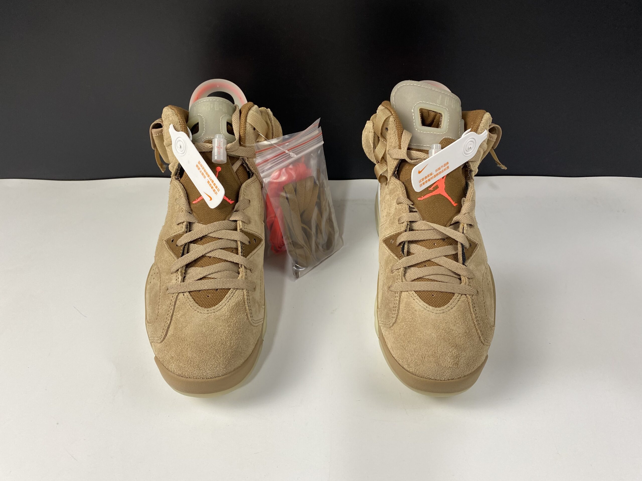 AIR JORDAN 6 RETRO TRAVIS SCOTT BRITISH KHAKI DH0690-200