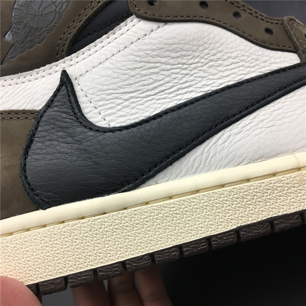 Jordan 1 Retro High Travis Scott