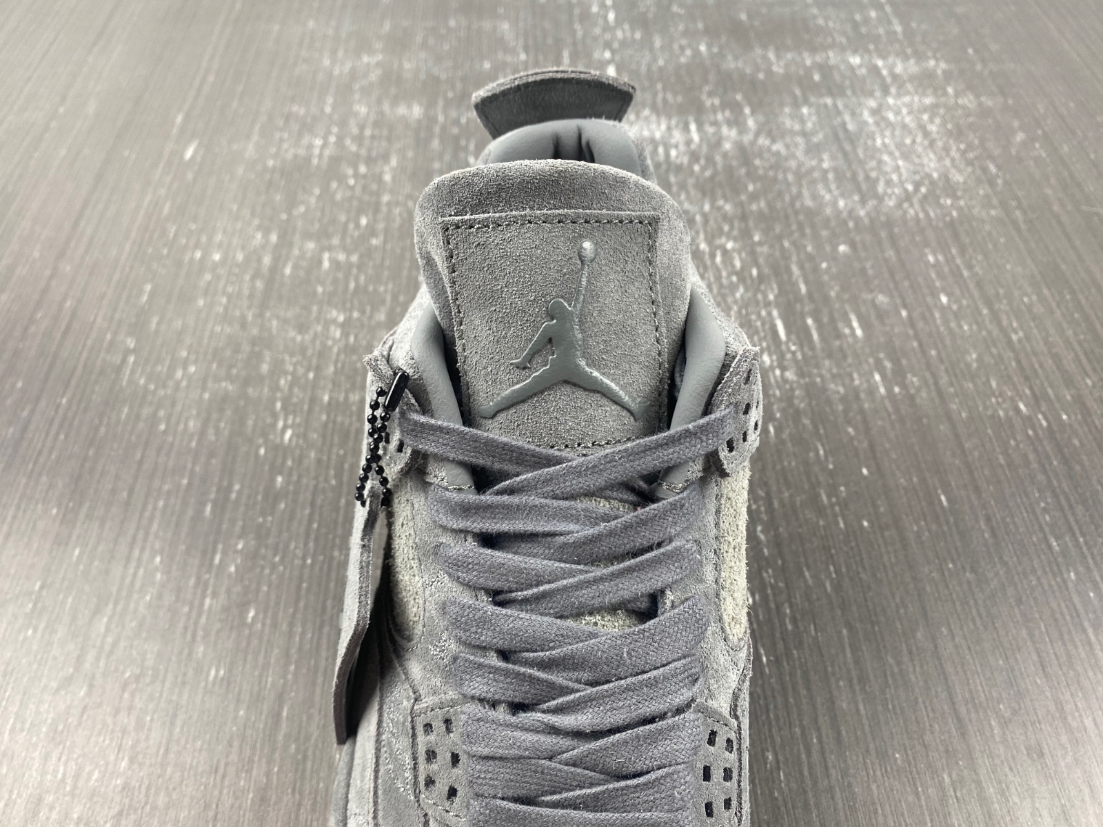 Jordan 4 Retro Kaws