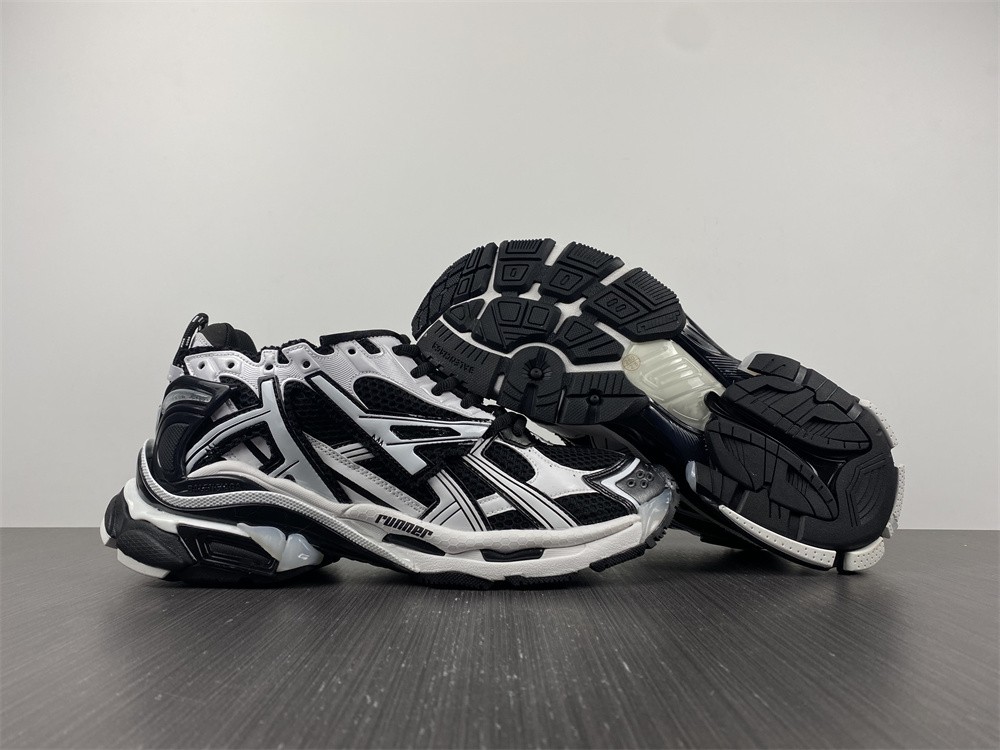 Balenciaga Runner White Black White