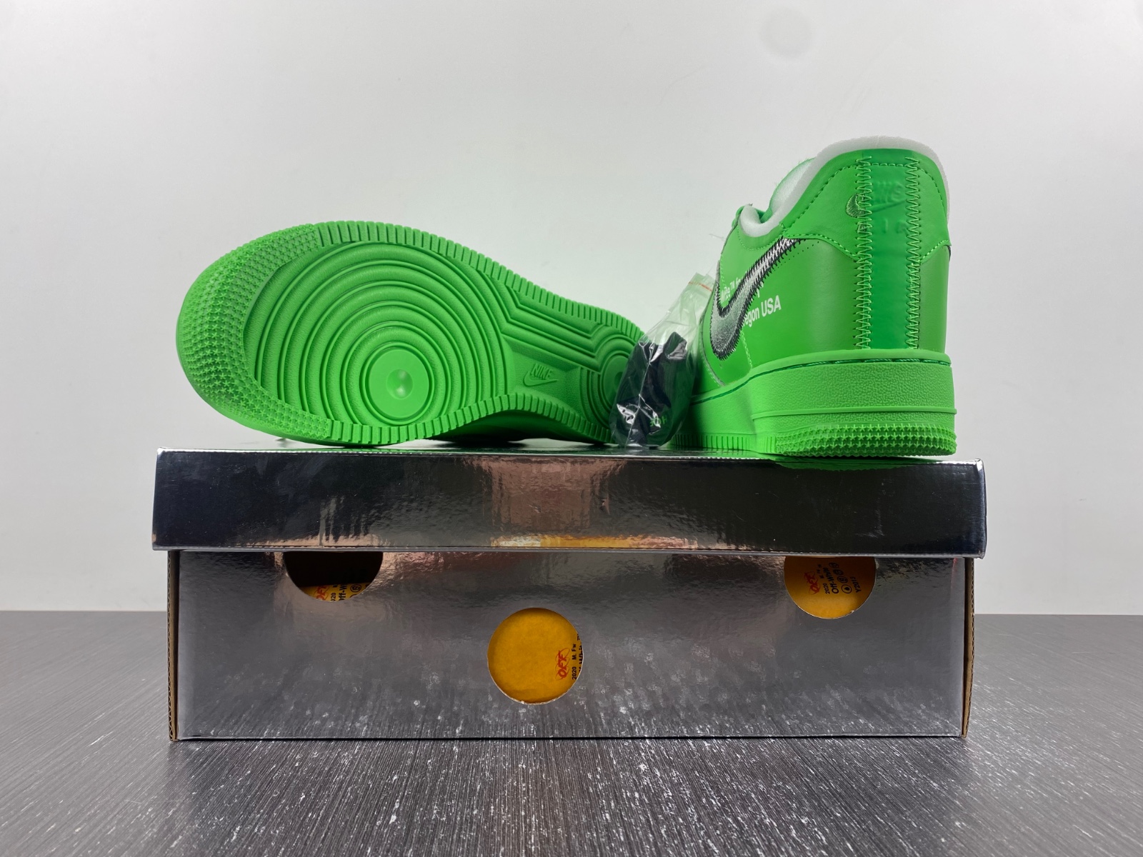 Nike Air Force 1 Low Off-White Light Green Spark