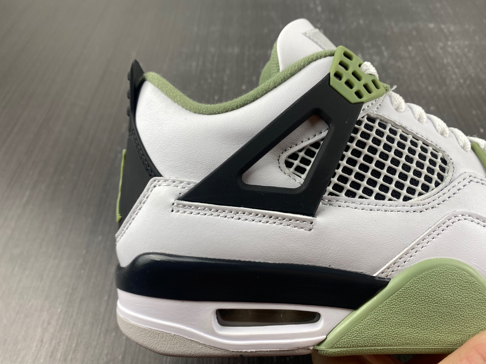 Jordan 4 Retro Seafoam