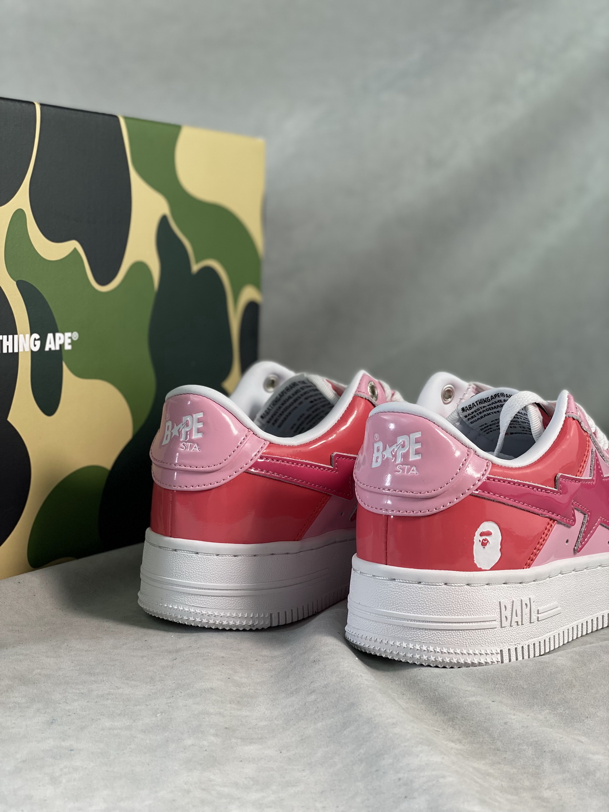 B*PE SNEAKER