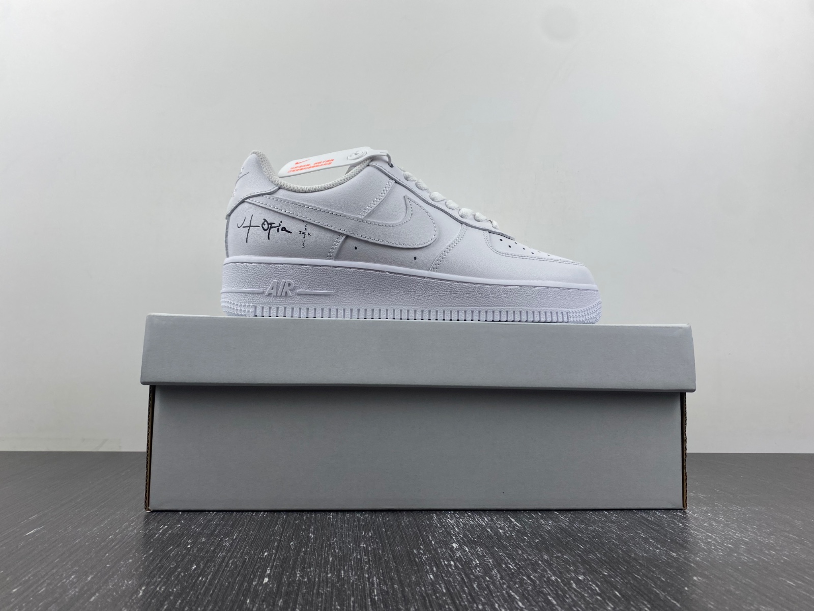 Nike Air Force 1 Low 07 White