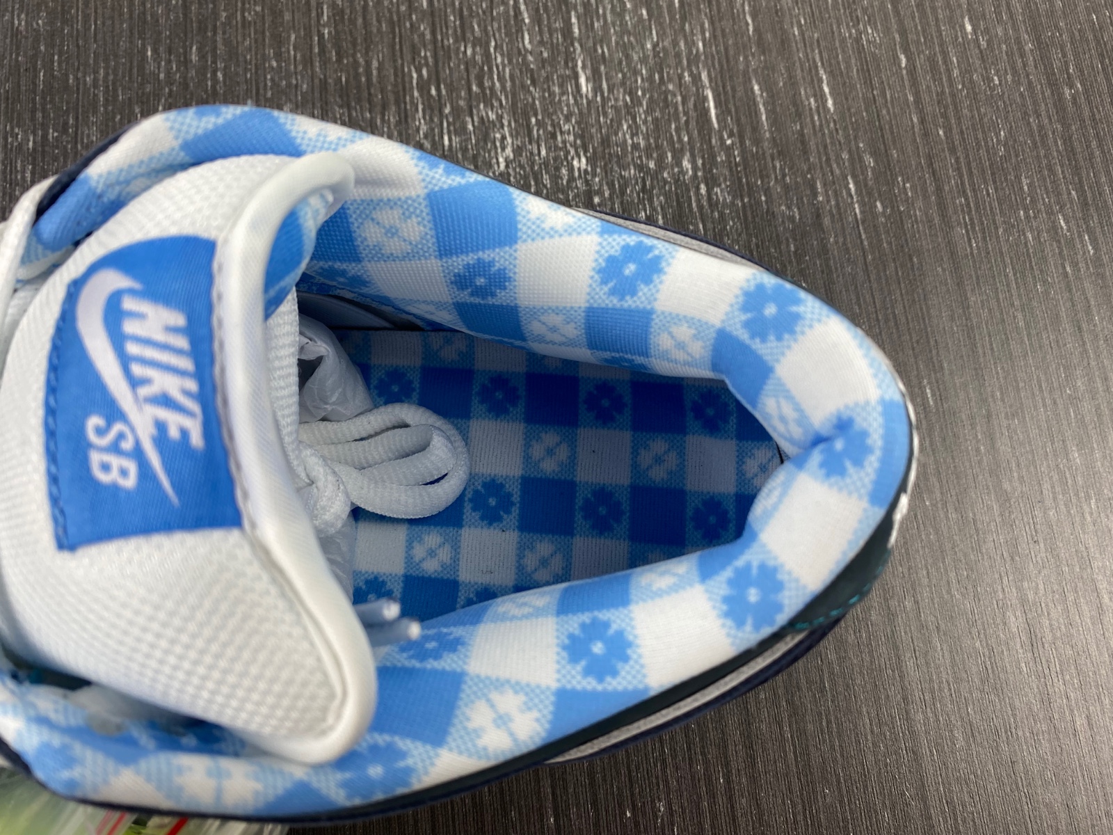 Nike Dunk SB Low Blue Lobster