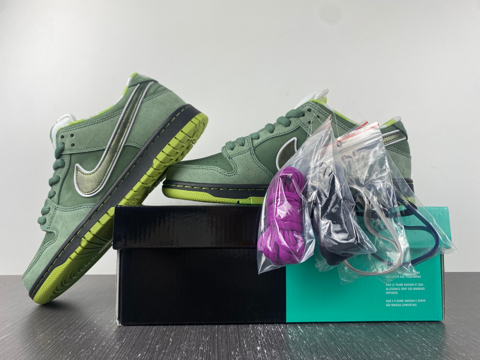 Nike SB Dunk Low Concepts Green Lobster (Regular Box)