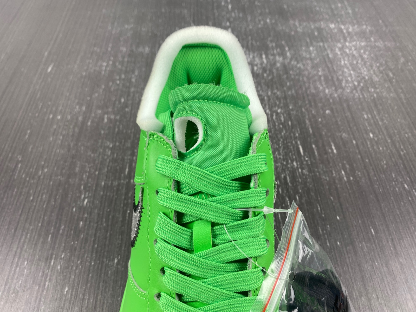 Nike Air Force 1 Low Off-White Light Green Spark
