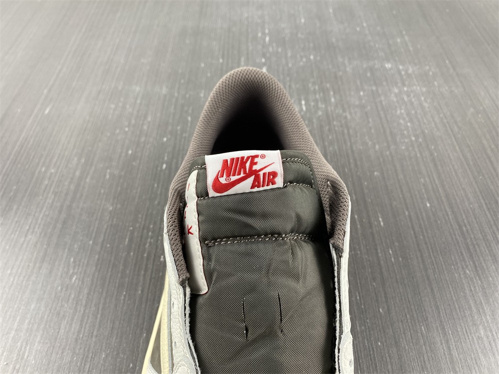 Jordan 1 Retro Low OG SP Travis Scott Reverse Mocha